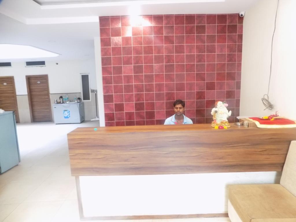 Hotel Tathastu Ujjain Buitenkant foto
